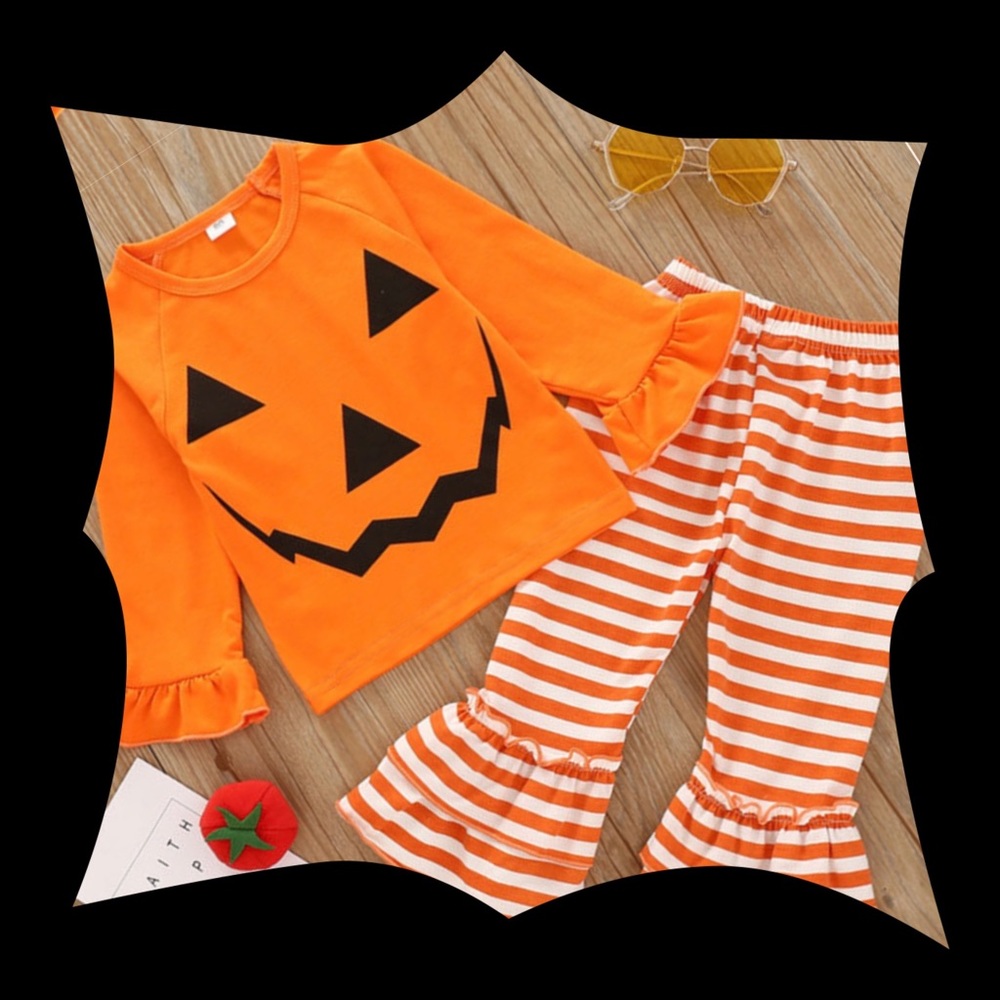 Lil Pumpkin Halloween Set - Picture 1 of 3